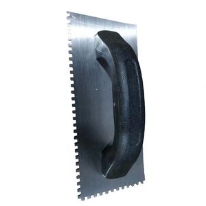 Truelle de maçon forgée Truper, type Amérique centrale, pour les travaux de plâtrage - Product Image 2