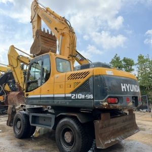 Escavatore Gommato <span class=keywords><strong>Usato</strong></span> Hyundai 210W-9S 2025 - Attrezzatura Edile con Pneumatici Originali e Condizioni Originali - Product Image 5