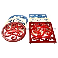 Meilleure Vente : Support de Plat en Fonte Émaillée, Motif Sculpté Détaillé, Minimaliste et Coloré, avec Pieds en Caoutchouc