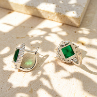 Créoles tendance en argent sterling 925 plaqué rhodium avec zircon cubique vert carré, bijoux personnalisés pour femme et fille, idée cadeau
