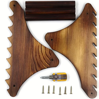 Dieses Holz-Display-Regal ist für eine Sammlung von 8 Messern konzipiert. Holz-Messerständer.