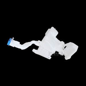 Réservoir de liquide lave-glace Volkswagen Golf Mk7 5GG955453B en plastique avec bouchon bleu - Product Image 3