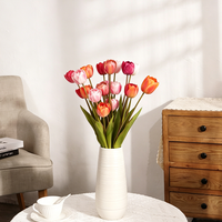 Prix d'usine le plus bas, tulipes artificielles, mini-bouquets, arrangement floral pour la Saint-Valentin