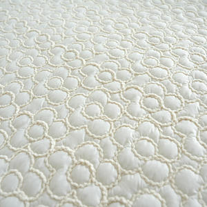 Vải bông bán chạy với hoa thêu dây thừng, 120g cotton, cho quần áo độn bông Mùa Đông, hành lý và giường cho thú cưng - Product Image 1