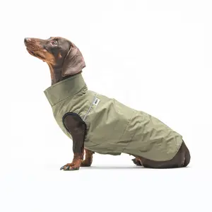 Qiqu Persediaan Toko Hewan Peliharaan OEM Kustom Baru Desainer Jaket Ringan Jas Hujan Pakaian untuk Pakaian Anjing Dachshund Pakaian Hewan Peliharaan Hadiah Pakaian