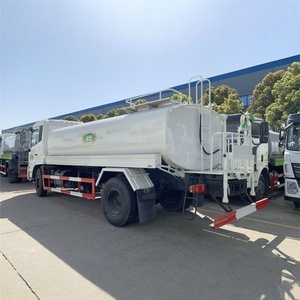 Camión Cisterna de Agua Dongfeng de 15 Cbm, Camión Cisterna con Aspersor, Carro de Riego para Uso Municipal, Vehículo de Calidad a Bajo Costo - Product Image 3