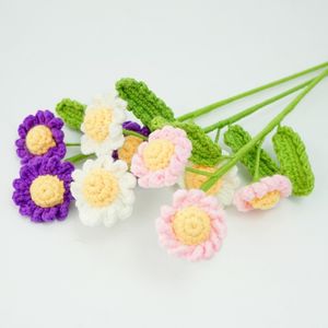 Fleurs <span class=keywords><strong>en</strong></span> crochet faites à la main, <span class=keywords><strong>rose</strong></span> rouge tricotée, fleur artificielle <span class=keywords><strong>en</strong></span> crochet pour cadeau de fille, <span class=keywords><strong>bouquet</strong></span> de mariage, bricolage, fête des mères - Product Image 6