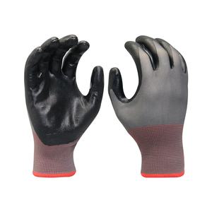 Gants en polyester tricotés élastiques avec revêtement NBR, paume micro-sable pour une adhérence optimale, fabriqués au Vietnam, pour la manutention en entrepôt - Product Image 4