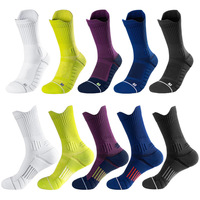 Chaussettes de sport athlétiques personnalisées avec logo, vente en gros, évacuation de l'humidité, compression, soutien de la voûte plantaire, chaussettes de sport mi-mollet pour la gym et la course à pied
