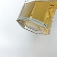 Bouteille à liqueur en verre épais à 6 bords avec bouchon à vis