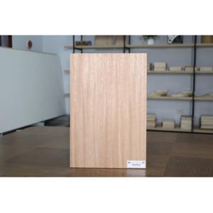 Contreplaqué plaqué de surface plane en acajou poncé des deux côtés - Contreplaqué PS plaqué bois d'hévéa, mélange de bois blanc et d'acacia - Product Image 1