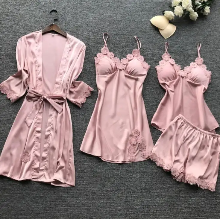 Fabricant Personnalisation Hot New Retail Products Quatre Pièces Ensembles Femmes D'été Homewear Robe De Mariée Peignoir En Soie