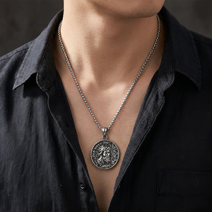 Collar con Colgante de Jesús de Acero Inoxidable para Hombre, Chapado en Plata Antigua, Amuleto de Cruz con Temática Religiosa, Joyería de Moda, Regalo - Product Image 1