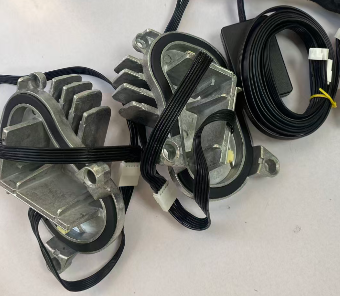 Versione Euro (con dissipatore di calore senza spina, necessita di cablaggio)