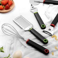 9-delige mintgroene keukengadgetset van roestvrij staal, inclusief kookgerei, blikopener, pizzames, schilmes, knoflookpers, met cadeauverpakking