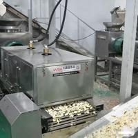 Ligne de production industrielle de pelage d'ail en acier inoxydable 304 de qualité alimentaire pour le traitement de l'ail