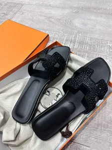 Nouvelles baskets de luxe de haute qualité 2026, chaussures plates à strass tendance et populaires, adaptées aux femmes - Product Image 3