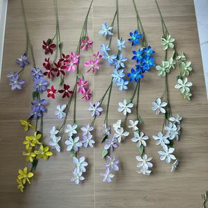 Junheyuan Guirlandes artificielles de clématites à branche unique, fleurs en soie pour décoration de mariage, présentation en vitrine, approvisionnement transfrontalier - Product Image 1