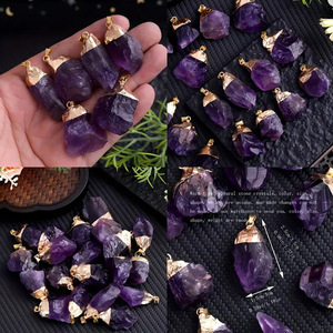 <span class=keywords><strong>Ciondolo</strong></span> in <span class=keywords><strong>ametista</strong></span> <span class=keywords><strong>naturale</strong></span> collana di cristallo placcato oro grezzo irregolare accessori da te pietre preziose viola goccia - Product Image 2