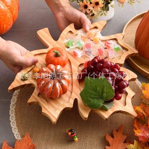 Bandeja de Madera con Forma de Hoja de Arce de 36 cm, Bandeja Decorativa sin Acabado para Servir Alimentos, para Fiestas de Otoño - Product Image 3