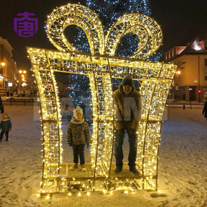 Illuminated Christmas <b>Gift</b> <b>Box</b> Decoration for Outdoor Street Landscape Projects Commercial Shopping Areas and Holiday Events - Product Image 5
