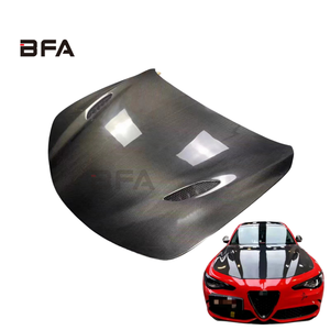 Pour <span class=keywords><strong>Alfa</strong></span> Romeo <span class=keywords><strong>Giulia</strong></span> mise à niveau capot en fibre de carbone de remplacement kit de carrosserie de style trèfle à quatre feuilles - Product Image 3