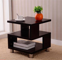 Table basse et thé en forme de C au design moderne Table d'appoint lumineuse en bois et métal de luxe avec marbre pour salon, balcon, meubles d'hôtel