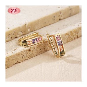 <span class=keywords><strong>Pendientes</strong></span> de Aro de Latón con Nuevos Materiales de Tendencia, <span class=keywords><strong>Pendientes</strong></span> de Lujo para Mujer, Chapados en <span class=keywords><strong>Oro</strong></span> de 18K y 14K, Venta al por Mayor - Product Image 1