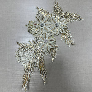 Nouveau design multi couleurs 3d paillettes fleur strass <span class=keywords><strong>soluble</strong></span> dans l'eau paillettes couture sur patchs - Product Image 3