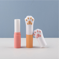 4g Tubes de bâton de brillant à lèvres de couleur rose en forme de griffe de chat mignon avec baguettes