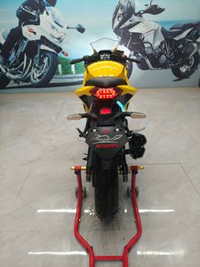 Motocyclettes d'occasion, style Yamaha R3, motos sportives 400cc, motos de course, haute performance, prix abordable - Product Image 2