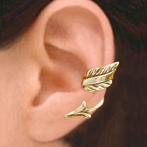 Arrow Ear Clip for Women and Men Simple Daily Wear Ear Accessory Fashion Outfit Jewelry Style - Product Image 2