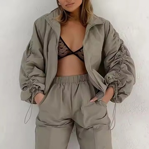 Vêtements de sport respirants de haute qualité pour femmes, veste en nylon à col montant et fermeture éclair, pantalon de jogging droit taille haute, collection automne - Product Image 1