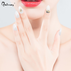 24 pièces Nouveau Design Usine Décorative <span class=keywords><strong>Blanc</strong></span> Chrome Faux Ongles <span class=keywords><strong>Avec</strong></span> <span class=keywords><strong>Strass</strong></span> ABS Aiguille Presse Sur Les Ongles Artificiels - Product Image 4