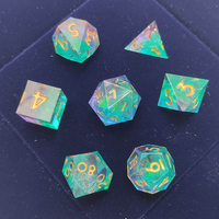 Offre Spéciale dés à noyau liquide dés tranchants en résine dés en résine personnalisés utiliser pour les jeux de rôle de table
