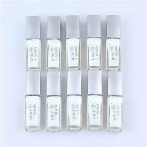 Pegamento blanco para tatuaje, adhesivo para arte corporal temporal, resistente al agua, 10ml, venta al por mayor - Product Image 5