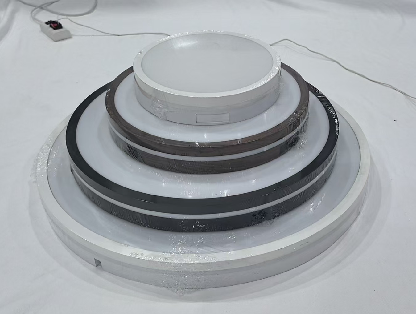 Modern 15W AC Powered Tri-Proof LED Lamp Ceiling Light Patented Design for Bathroom Waterproof Usage