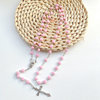 Élégant collier chapelet bleu roi émaillé de 6 mm avec croix, perles de prière de style religieux et perle rose en plastique