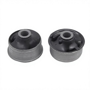 บูชปีกนก 48655-02080 แบบล่าง สำหรับ Toyota RAV4 Prius ระบบกันสะเทือนแบบ MacPherson Strut - Product Image 1