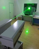 Sistema de monitor de cámara PTZ HD de visión nocturna láser de largo alcance montado en la pared, montado en vehículo, a bordo