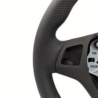 Volant de voiture en cuir noir entièrement perforé en stock pour BMW Série 1/3 E90 E91 E92 E93 M3 M5 E82 E81 E87 E88 E60