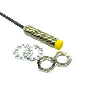 Interrupteur de proximité inductif M12 avec capteur de détection de métal orienté vers l'avant de 4 mm, haute performance, produit neuf - Product Image 2