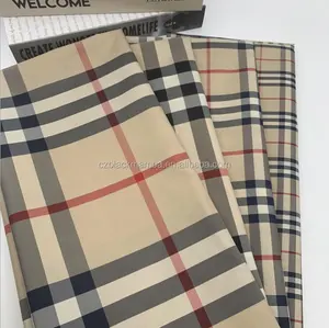 Lieferung Kleidung Futter Oxford Stoff Großhandel glattes Garn gefärbt 75D Pongee Schottland dreizeiliges Polyester Plaid