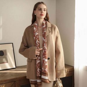 Elegante Bufanda de Seda con Estampado Floral Digital para Mujer, Ideal para Primavera y Otoño, 180cm*85cm, para Cuartos con Aire Acondicionado - Product Image 2