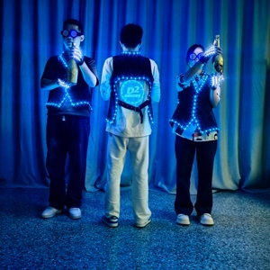 Il gilet luminoso a LED che cambia colore può essere utilizzato come segno pubblicitario del logo per l'outfit da bar KTV - Product Image 4