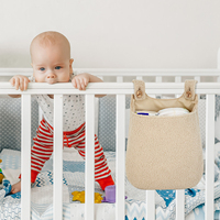 Sac de rangement suspendu pour couches de lit de bébé Sac de rangement suspendu pour berceau Sac à couches