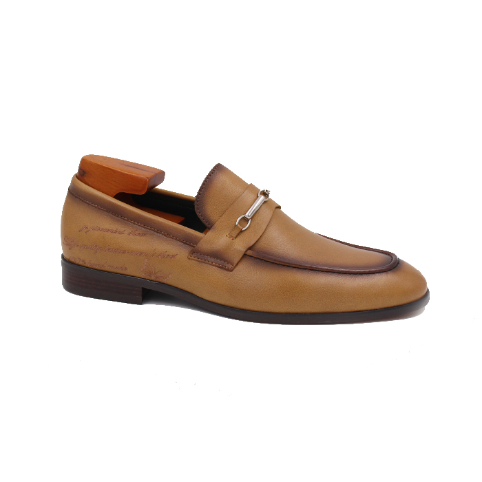 Comfort and Style: Perfect yellow wedding flat shoes for Every