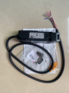 เครื่องจักรพลาสติก SHS25LR2QZSSE+1600L-II ที่เป็นตัวแทนของระบบเคลื่อนที่เชิงเส้น - Product Image 1