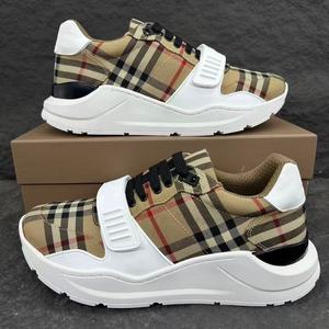 Chaussures de luxe rayées en tissu à semelle épaisse, robustes et confortables, de style designer rétro à lacets, de haute qualité - Product Image 1