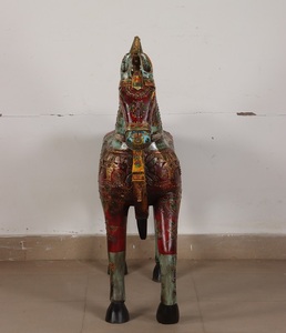 Estatua de Caballo de Madera Hecha a Mano de Lujo con Acabado Pintado a Mano, Pieza Decorativa Artística para el Hogar, Adorno para Espacios Interiores Modernos - Product Image 2
